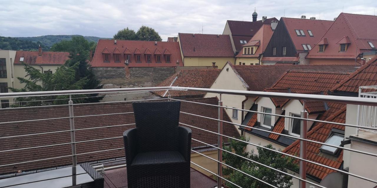 Centrum Apartman S- Dom Bardejov Bagian luar foto