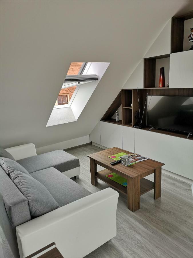 Centrum Apartman S- Dom Bardejov Bagian luar foto